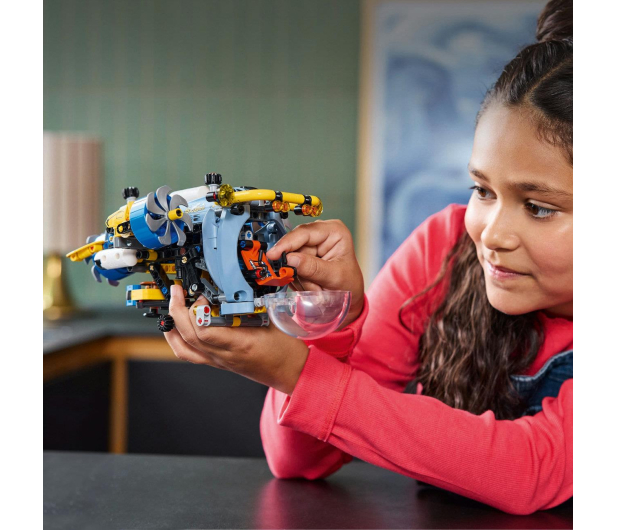 LEGO Technic 42201 Badawcza łódź podwodna - 1284090 - zdjęcie 9